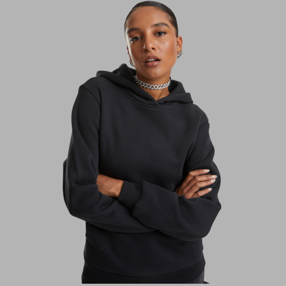 iSAR Devils-Fluffy-Hoodie-black-woman